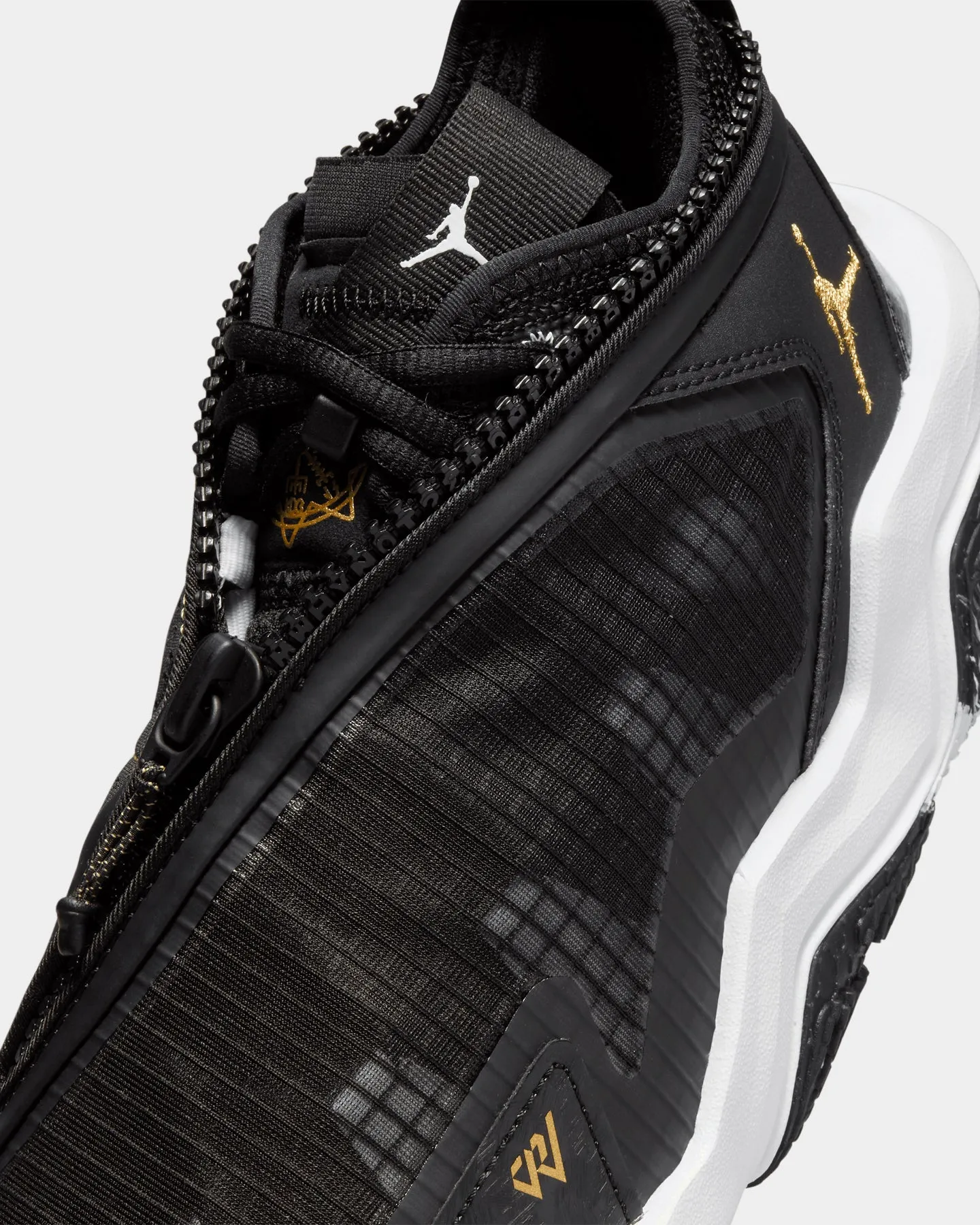 Jordan Why Not .6 Black/Metallic