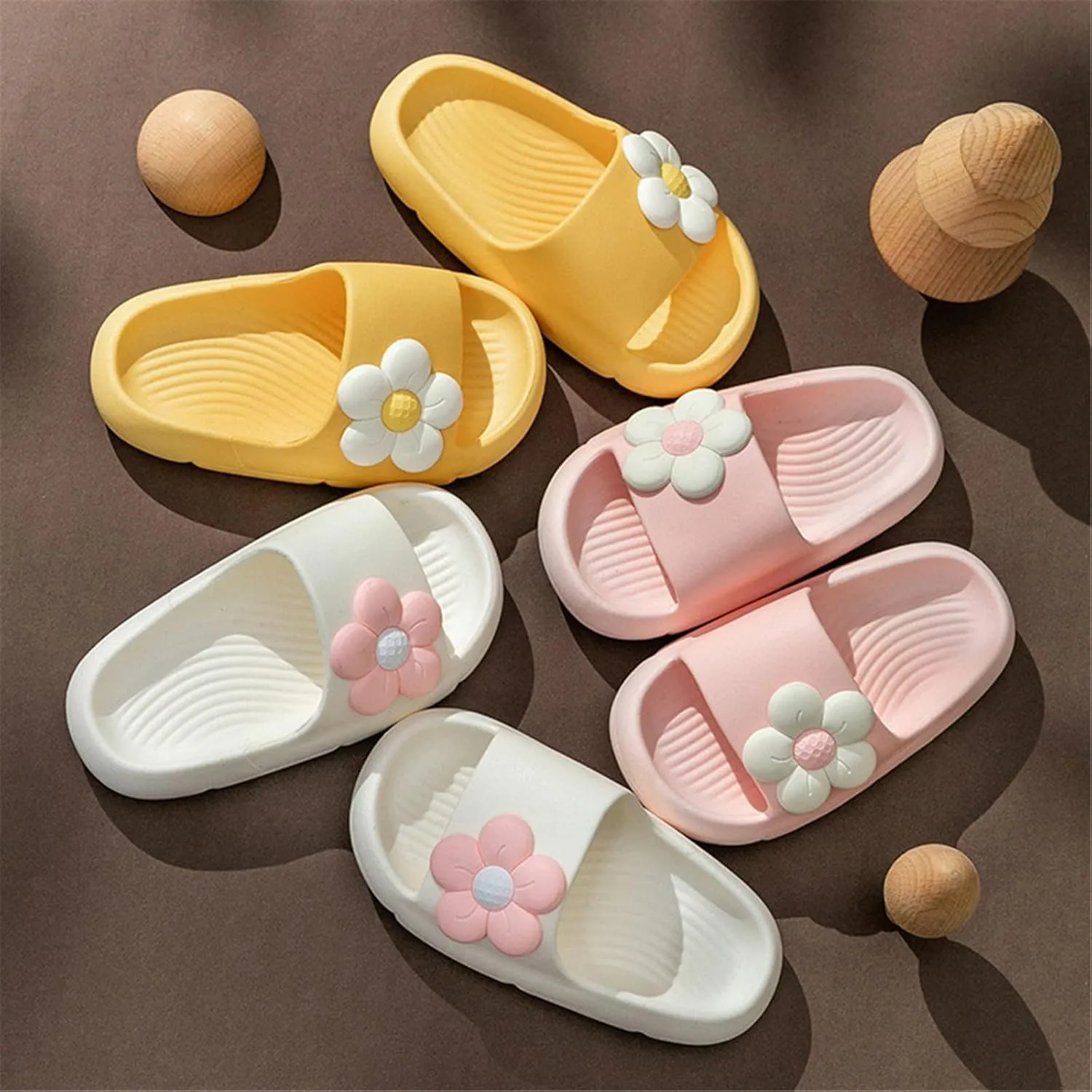 Kids Girls Comfortable Flower Cloud Slides Non Slip Lightweight Shower Sandals Fashion Thick House Bathroom Shoes